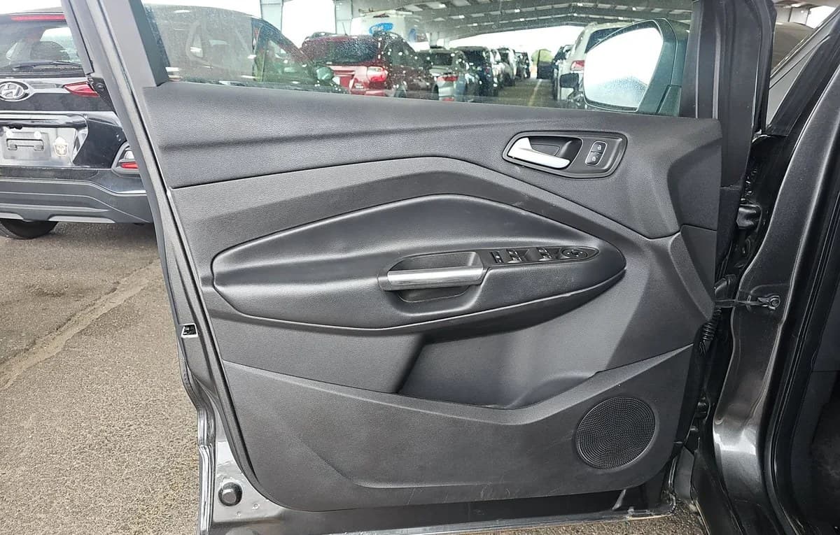 2019 FORD ESCAPE SE 6