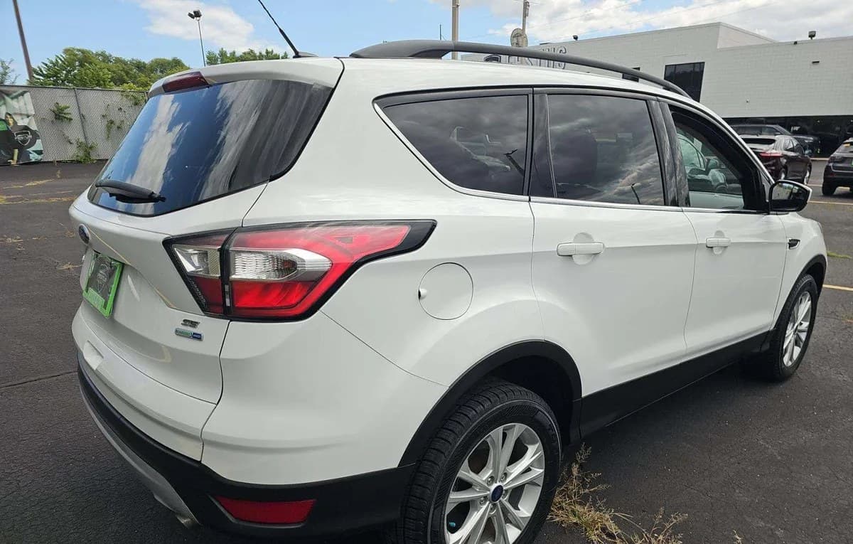 2018 FORD ESCAPE SE 3