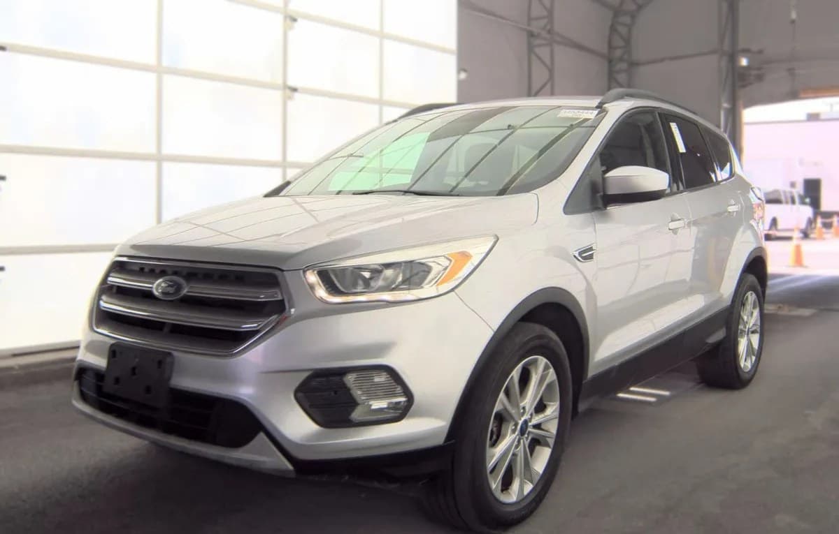 2017 FORD ESCAPE SE 2