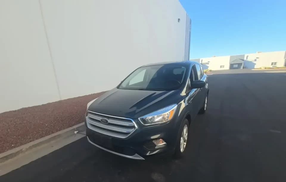 2019 FORD ESCAPE SE 1