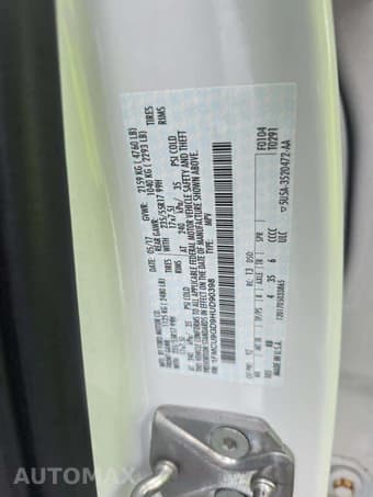 2017 FORD ESCAPE SE 6