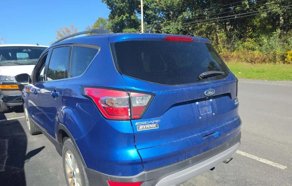 2017 FORD ESCAPE SE 3