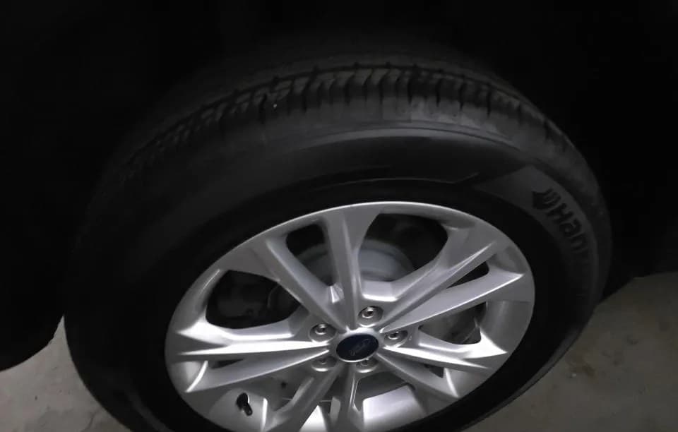 2019 FORD ESCAPE SE 6