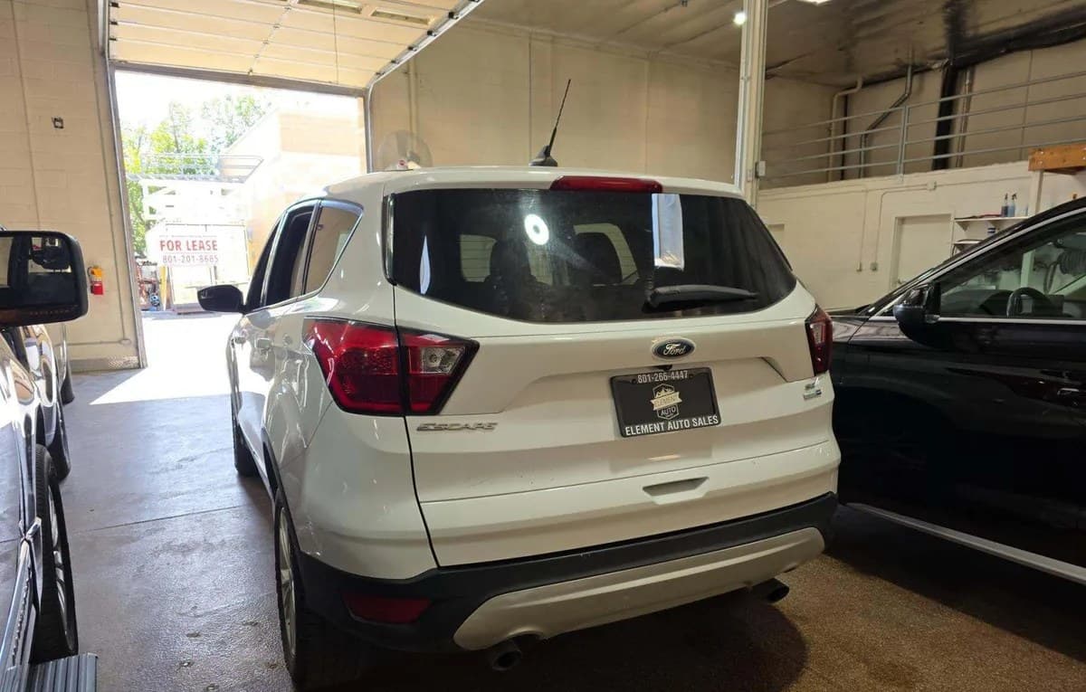 2019 FORD ESCAPE SE 3