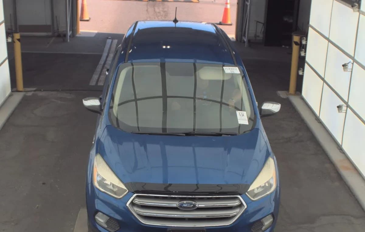 2017 FORD ESCAPE SE 2