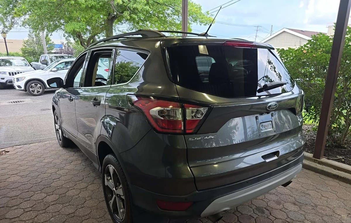 2017 FORD ESCAPE SE 2