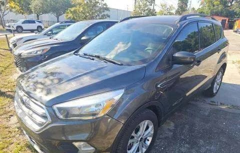 2018 FORD ESCAPE SE