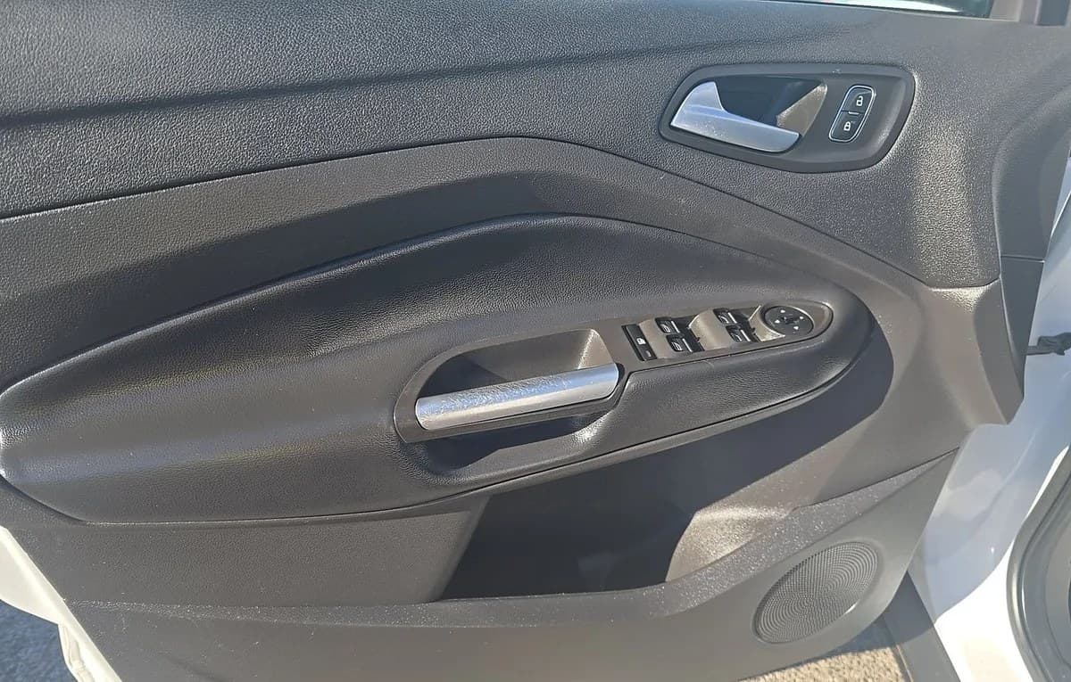 2019 FORD ESCAPE SE 5