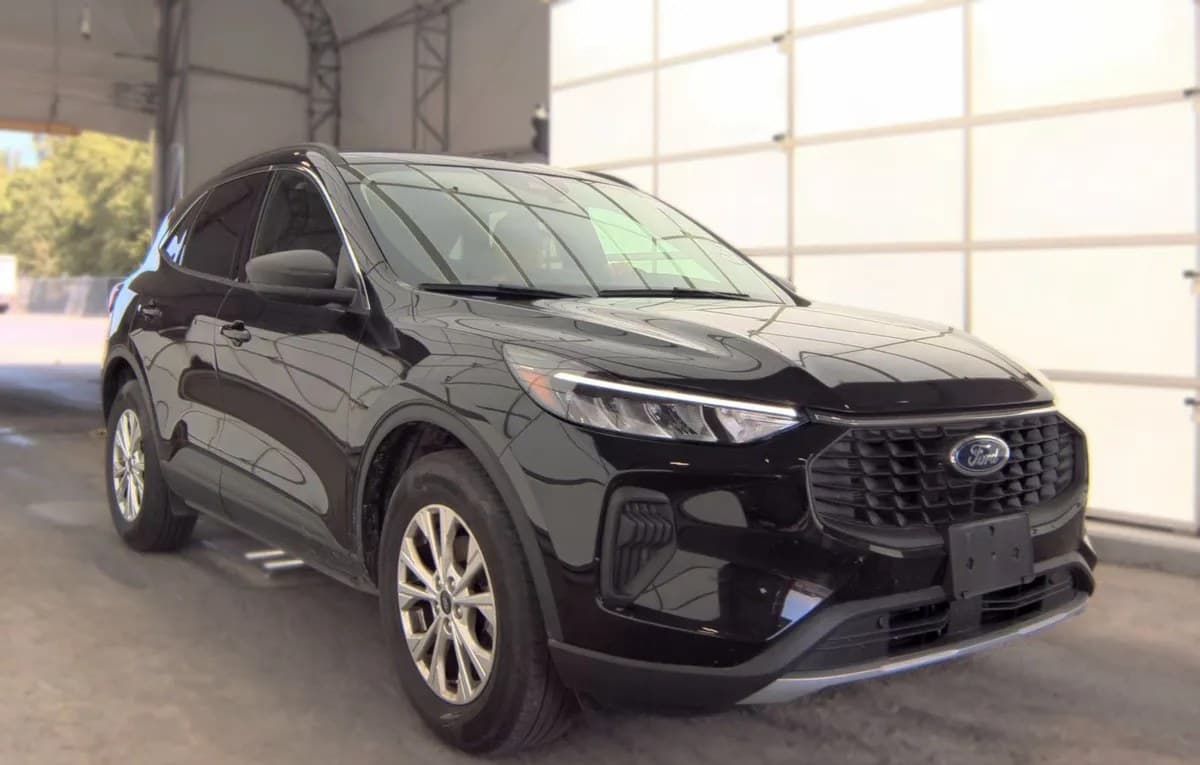 2023 FORD ESCAPE ACTIVE 4