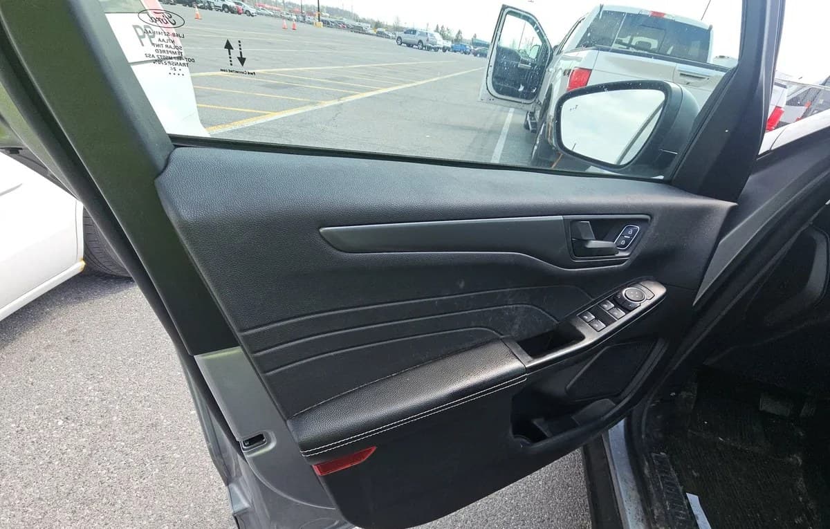 2024 FORD ESCAPE Active 6
