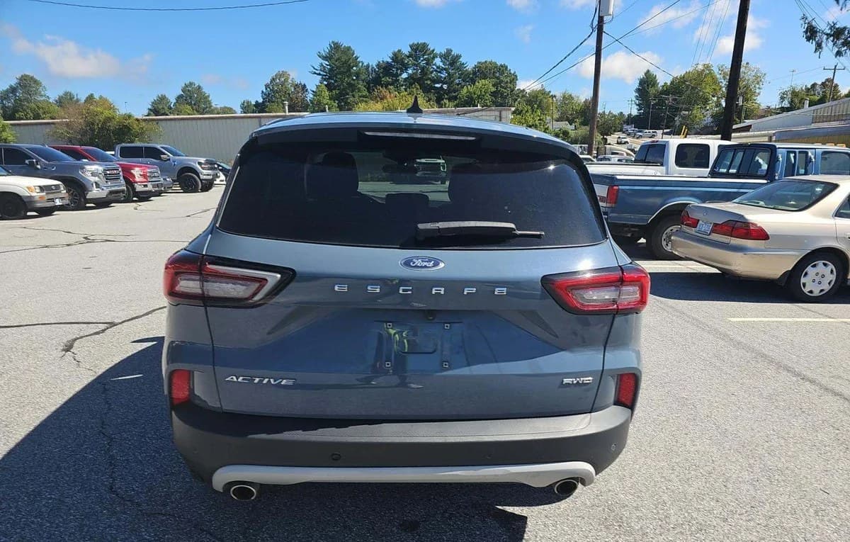 2023 FORD ESCAPE Active 4