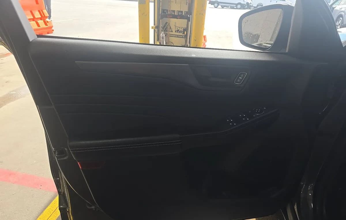 2025 FORD ESCAPE Active 6