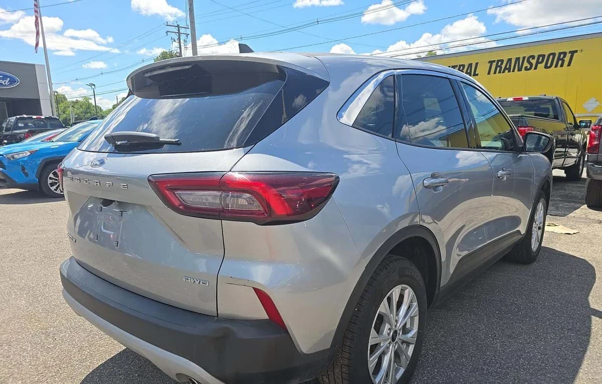 2023 FORD ESCAPE Active 4