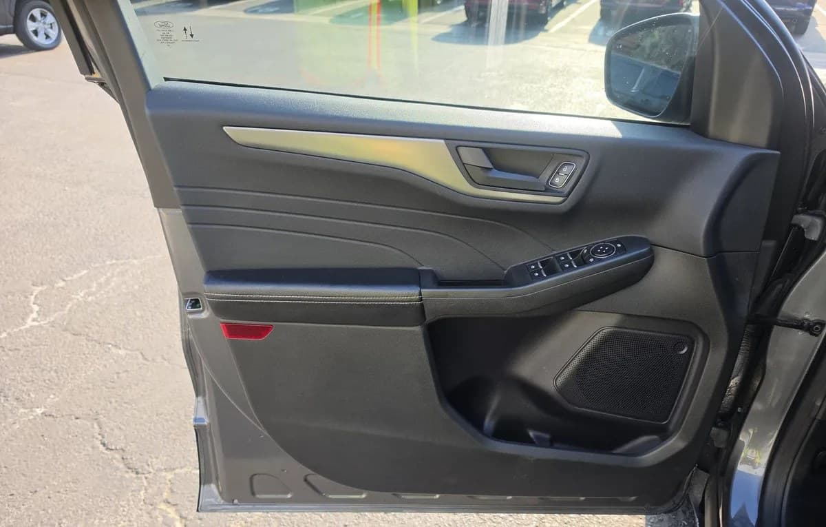 2023 FORD ESCAPE Active 6