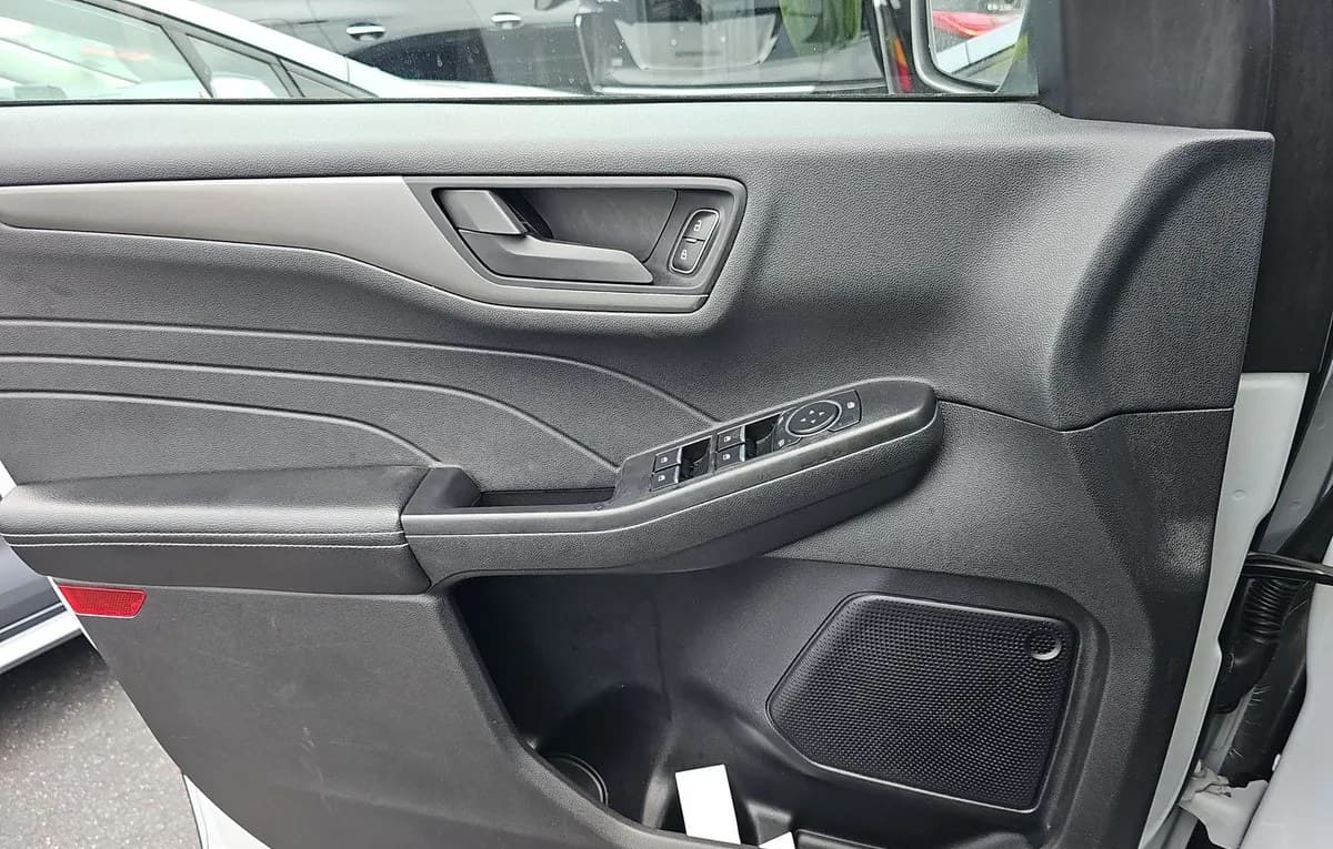 2025 FORD ESCAPE Active 6
