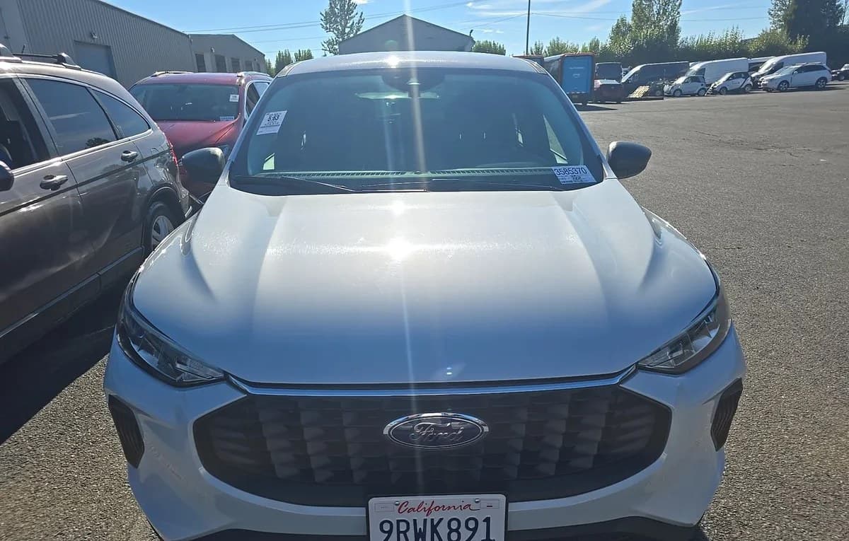 2025 FORD ESCAPE Active 3
