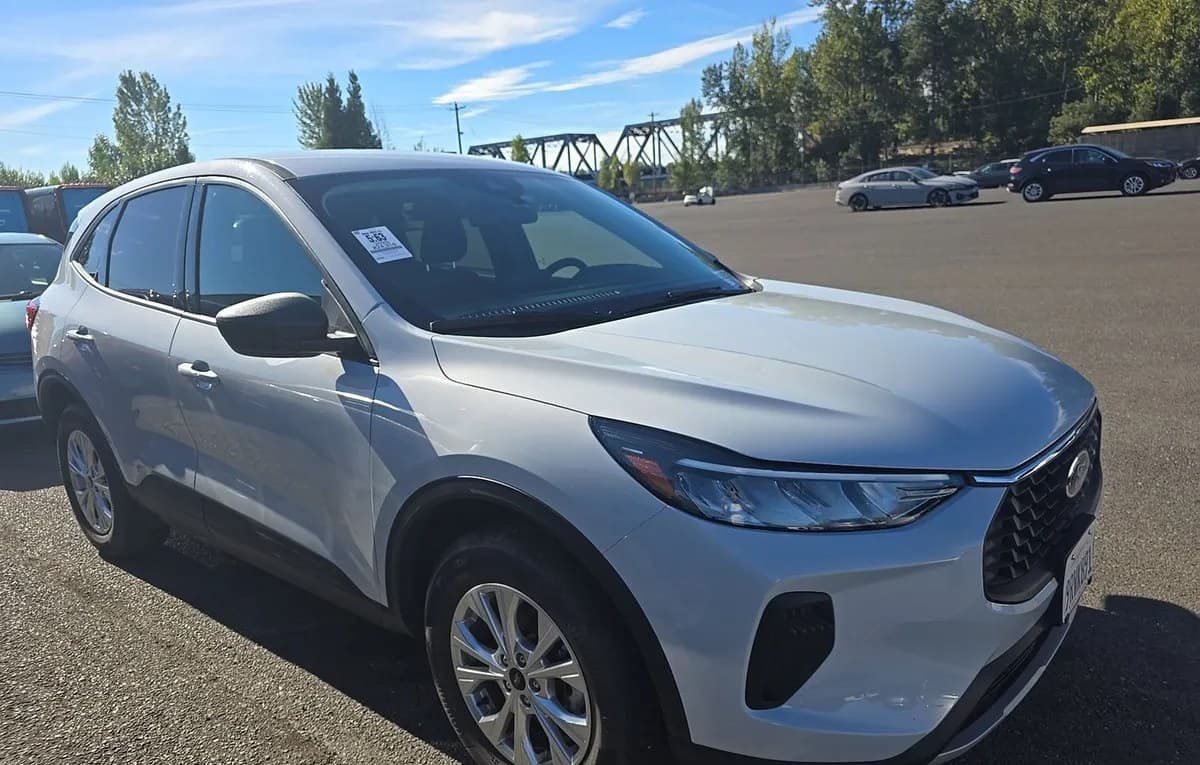 2025 FORD ESCAPE Active 4
