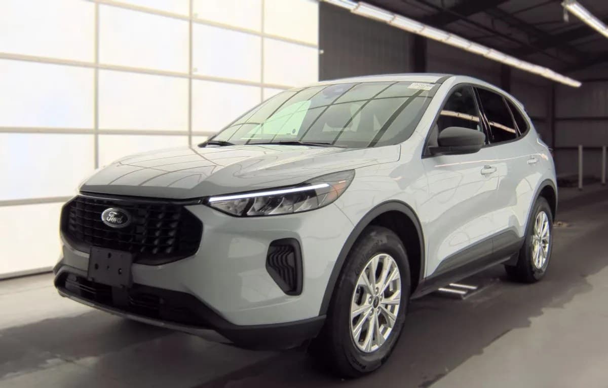 2025 FORD ESCAPE Active 2