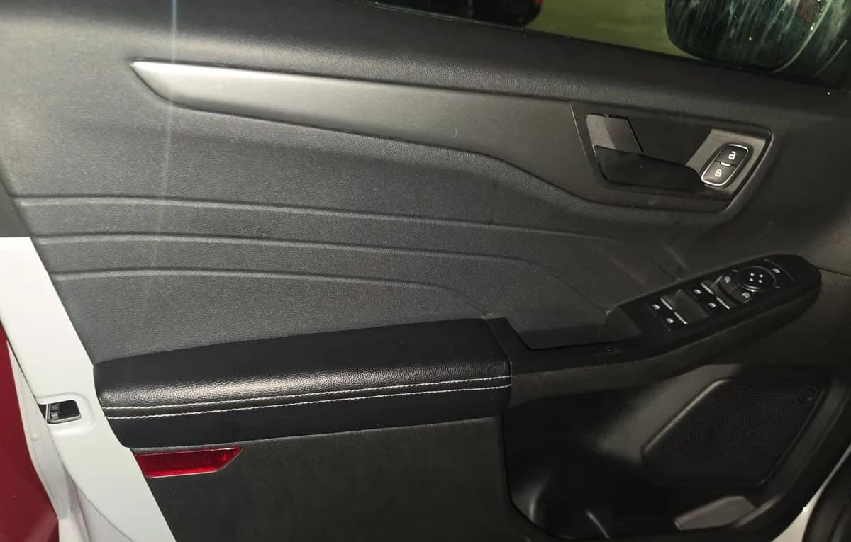2025 FORD ESCAPE Active 6