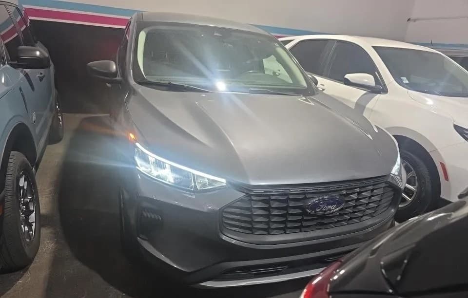 2023 FORD ESCAPE Active 3
