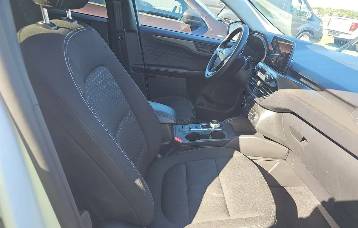 2025 FORD ESCAPE Active 5