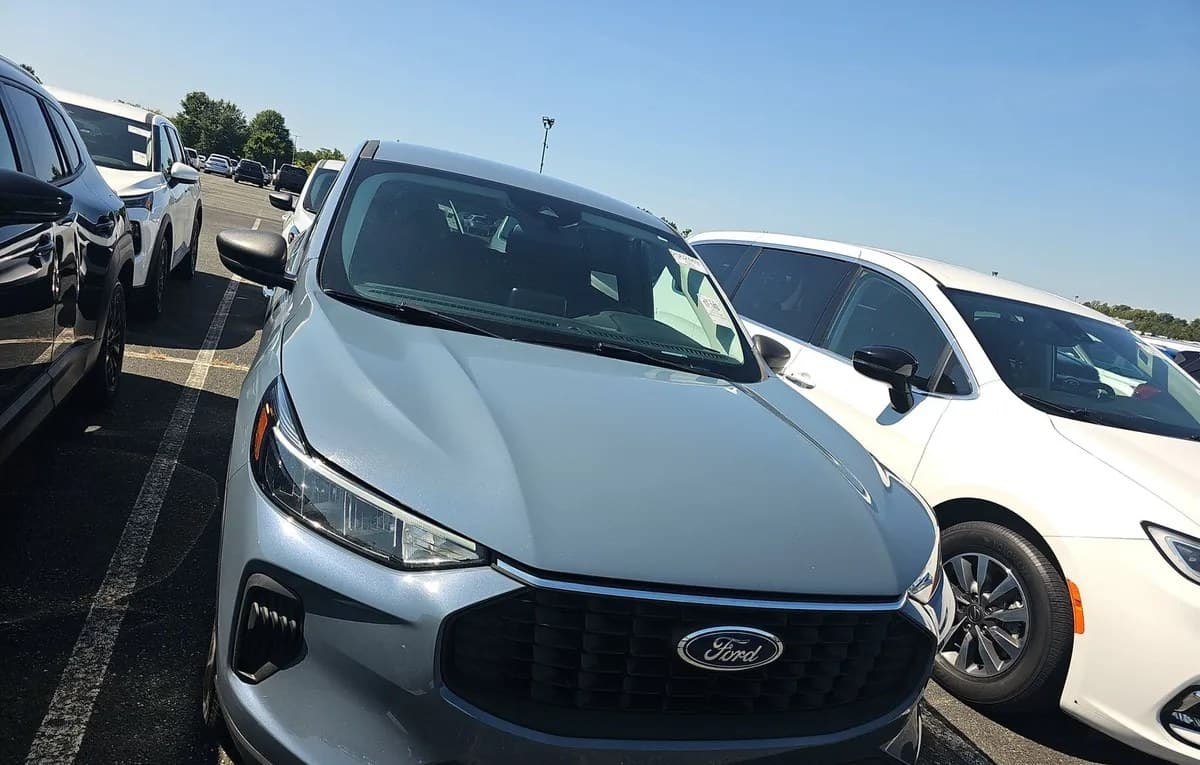 2024 FORD ESCAPE Active 3