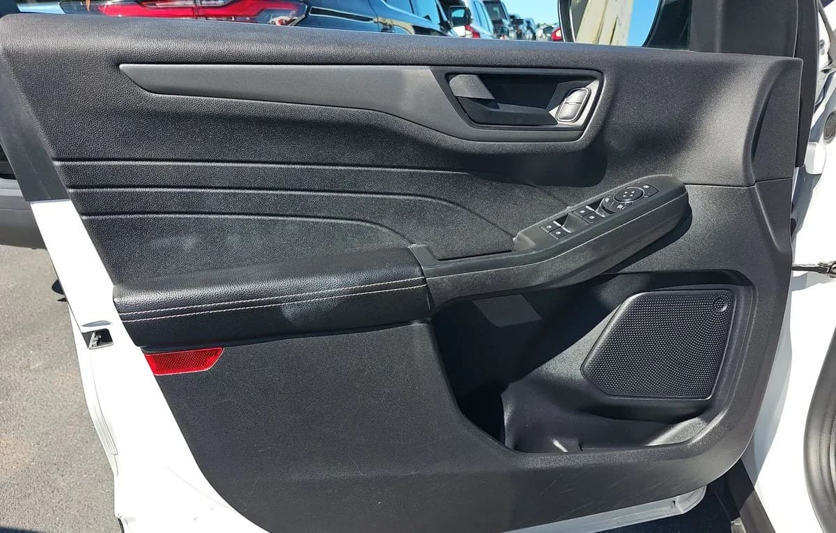 2025 FORD ESCAPE Active 6
