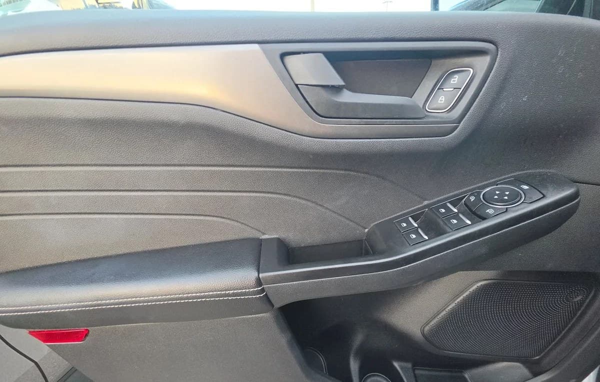 2025 FORD ESCAPE Active 6