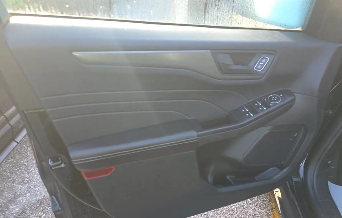 2025 FORD ESCAPE ACTIVE 6