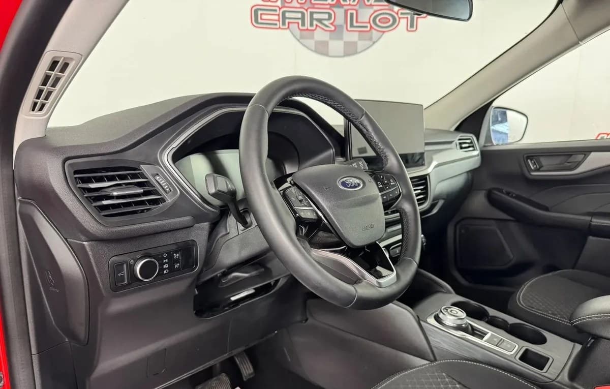 2024 FORD ESCAPE Active 7