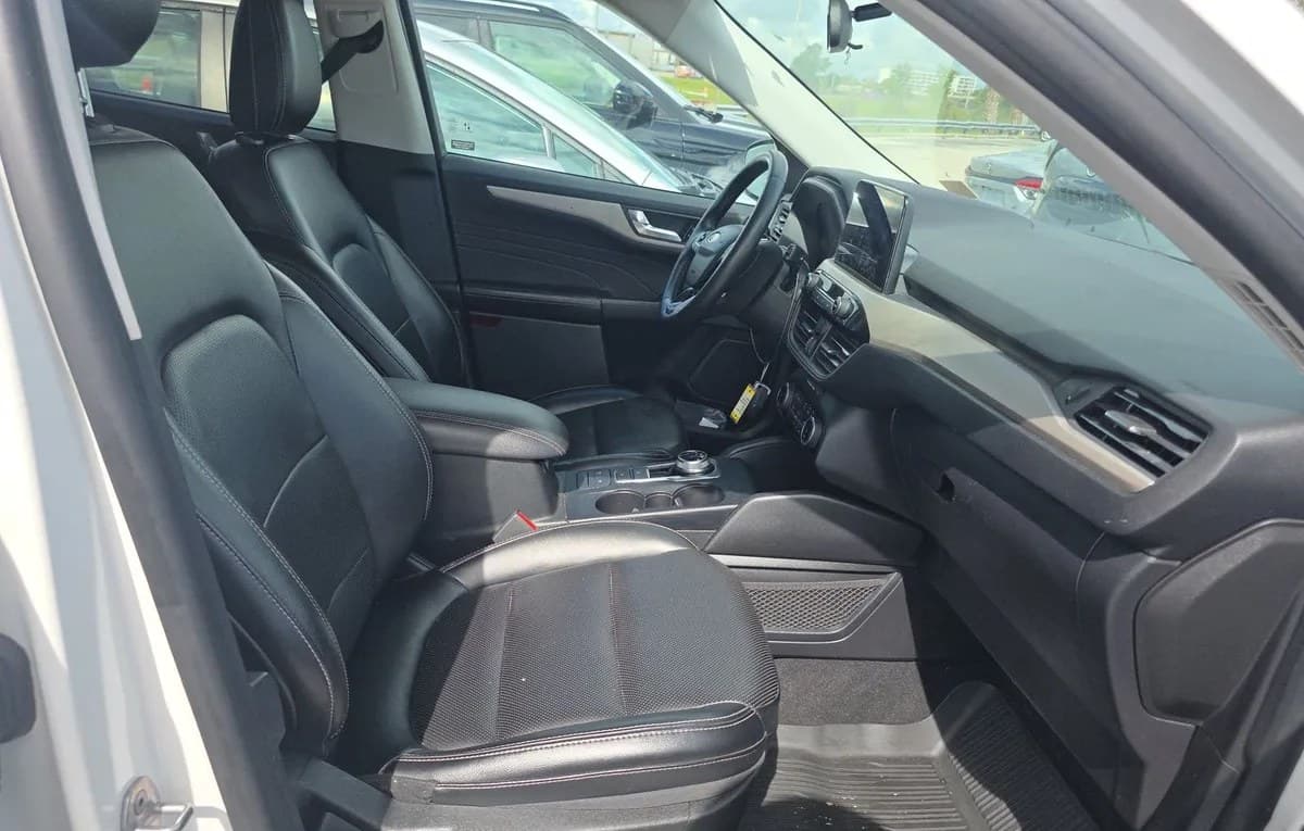 2022 FORD ESCAPE SEL 5