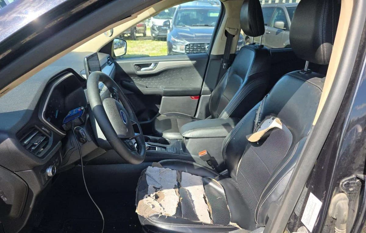2020 FORD ESCAPE SEL 3