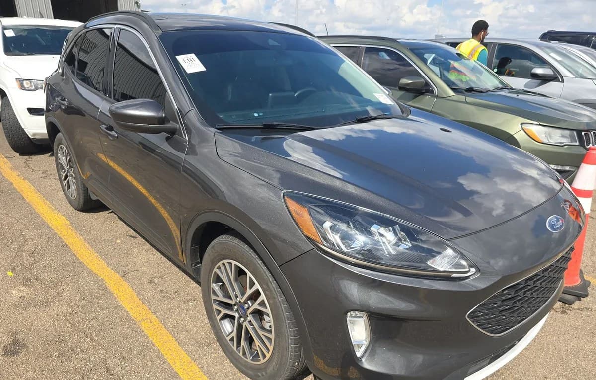 2020 FORD ESCAPE SEL 4