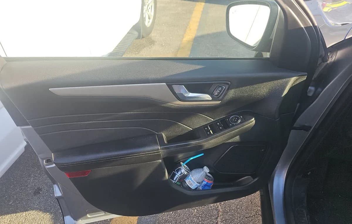 2022 FORD ESCAPE SEL 5