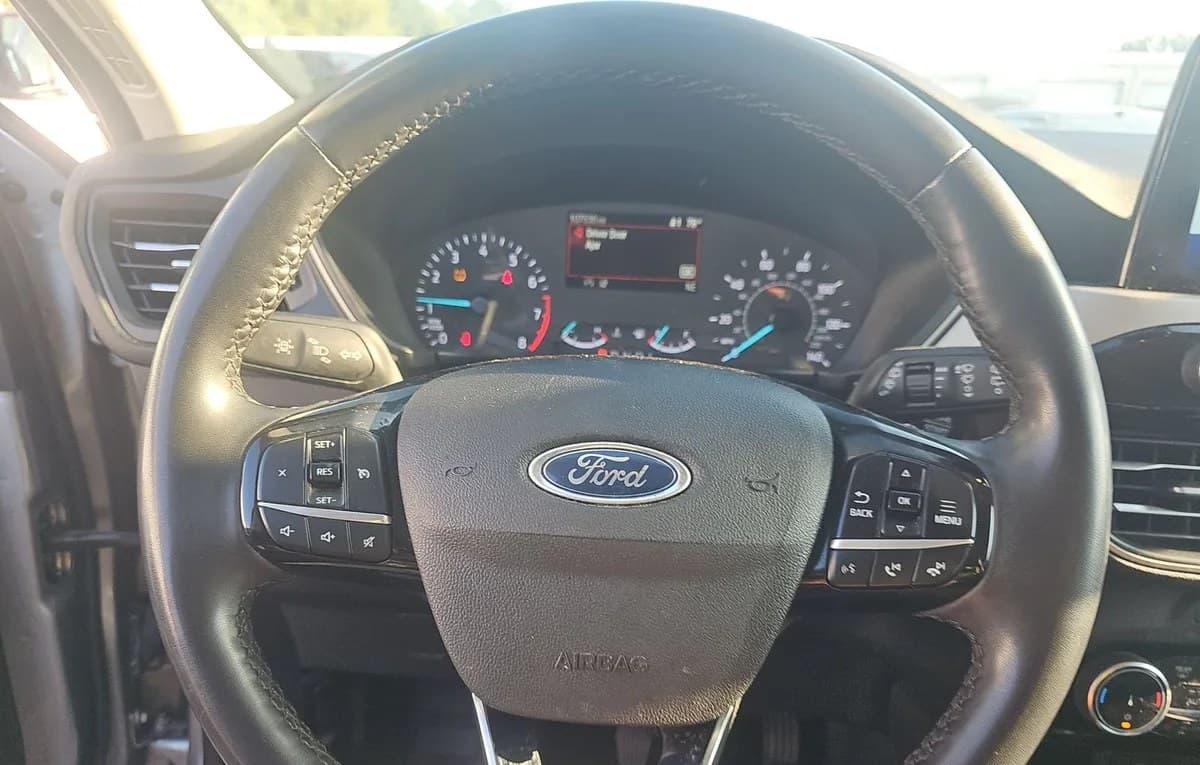 2022 FORD ESCAPE SEL 6