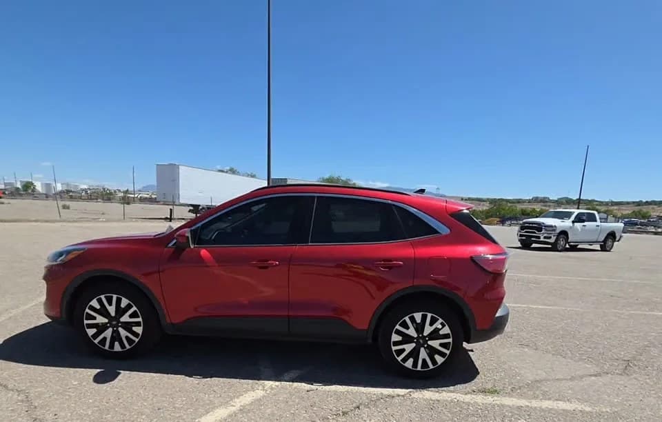2020 FORD ESCAPE SEL 3