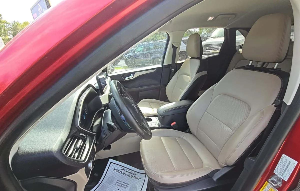 2022 FORD ESCAPE SEL 4