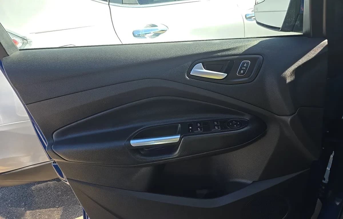 2019 FORD ESCAPE SEL 5