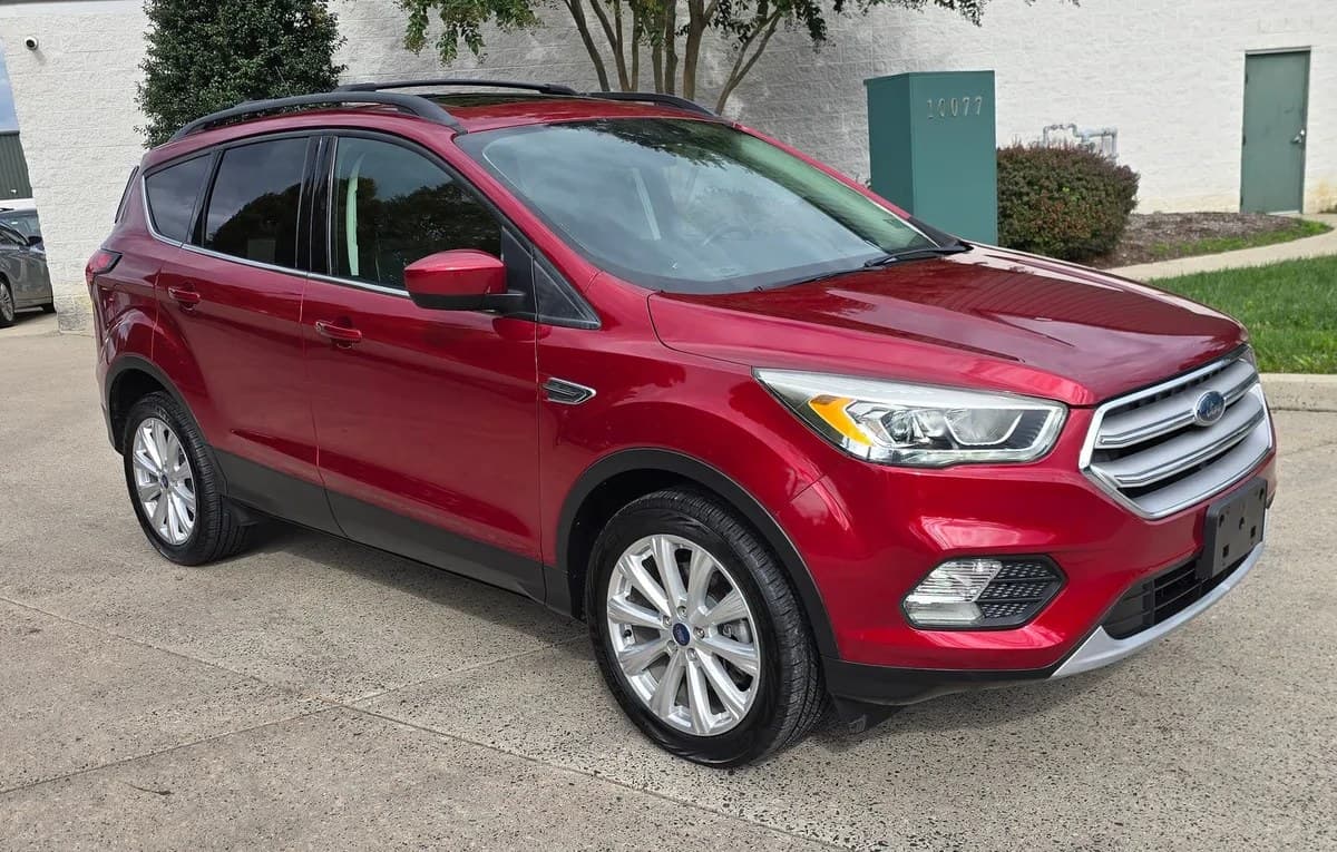 2019 FORD ESCAPE SEL 4