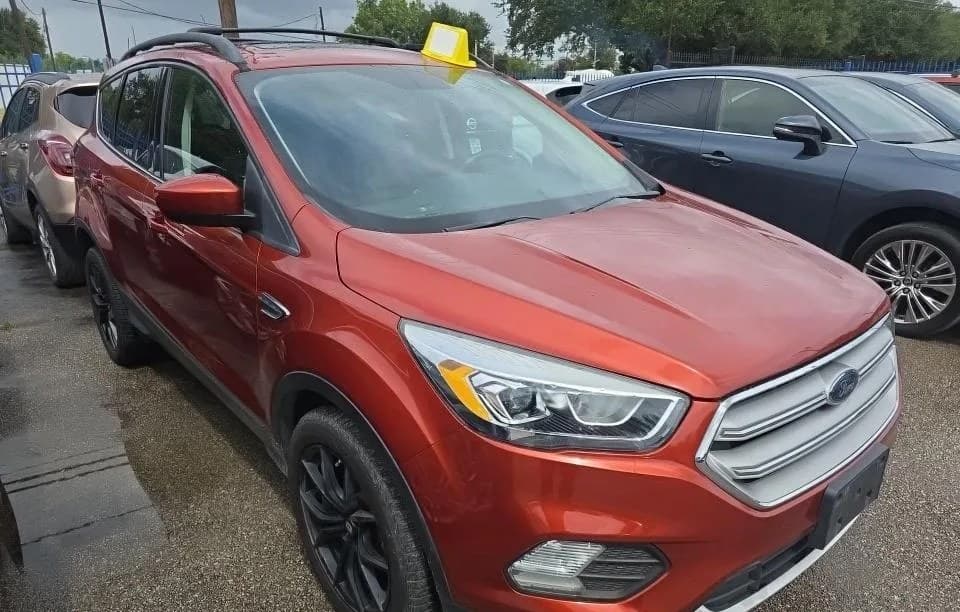 2019 FORD ESCAPE SEL 4