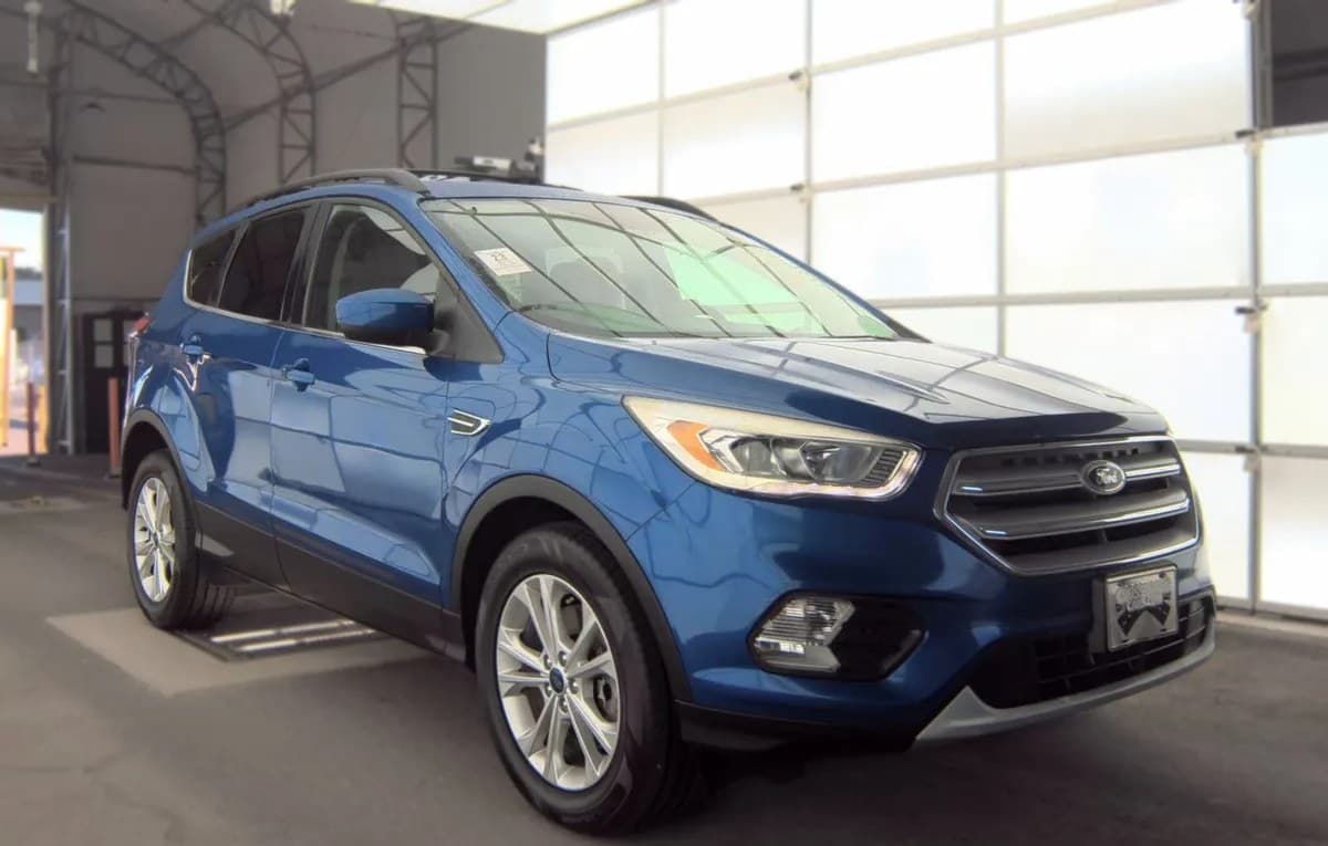 2019 FORD ESCAPE SEL 4