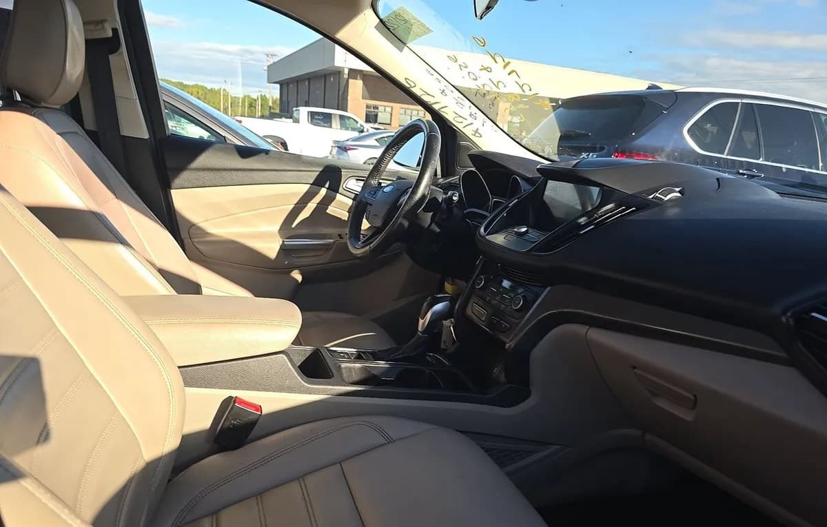 2019 FORD ESCAPE SEL 5