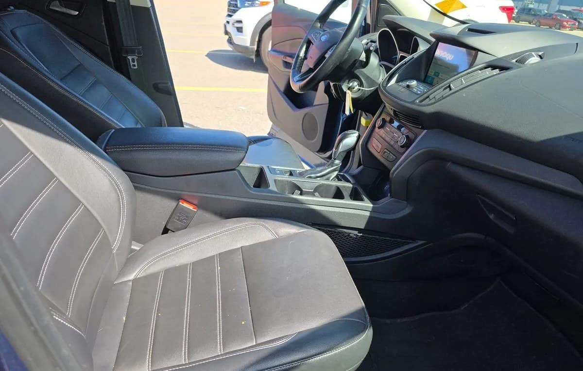 2018 FORD ESCAPE SEL 4
