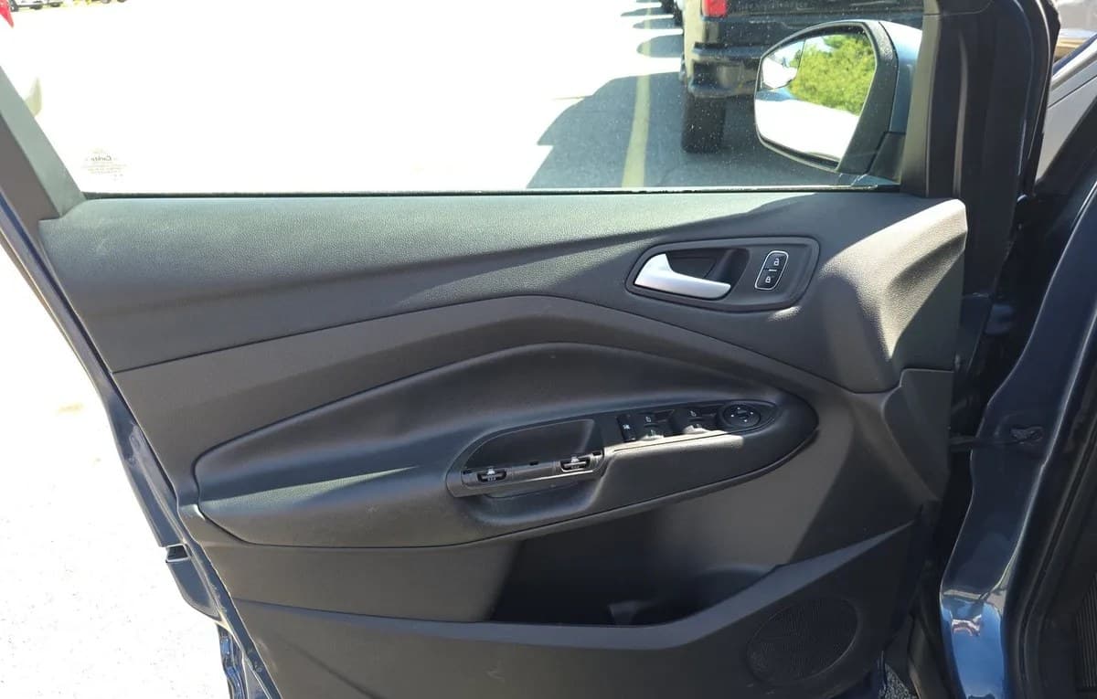 2018 FORD ESCAPE SEL 5