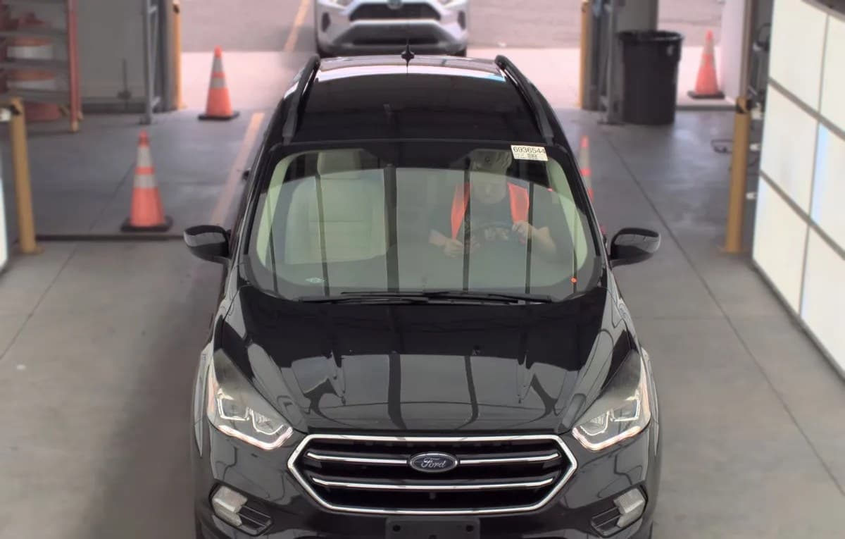 2018 FORD ESCAPE SEL 2