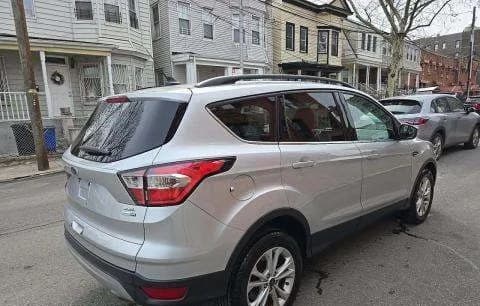 2018 FORD ESCAPE SEL 4