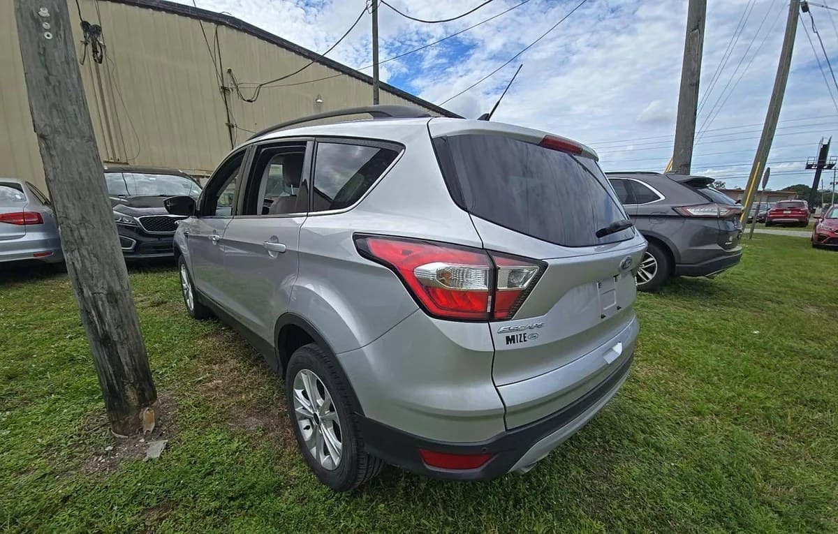 2018 FORD ESCAPE SEL 3