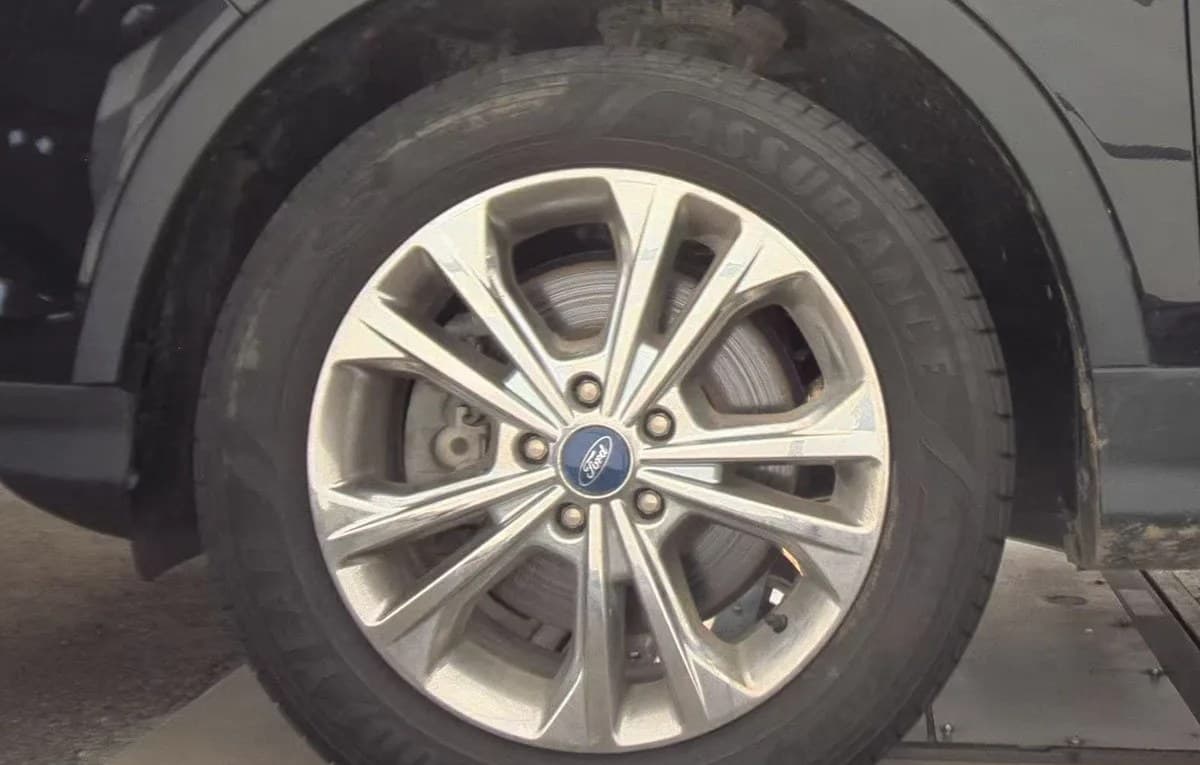 2018 FORD ESCAPE SEL 5