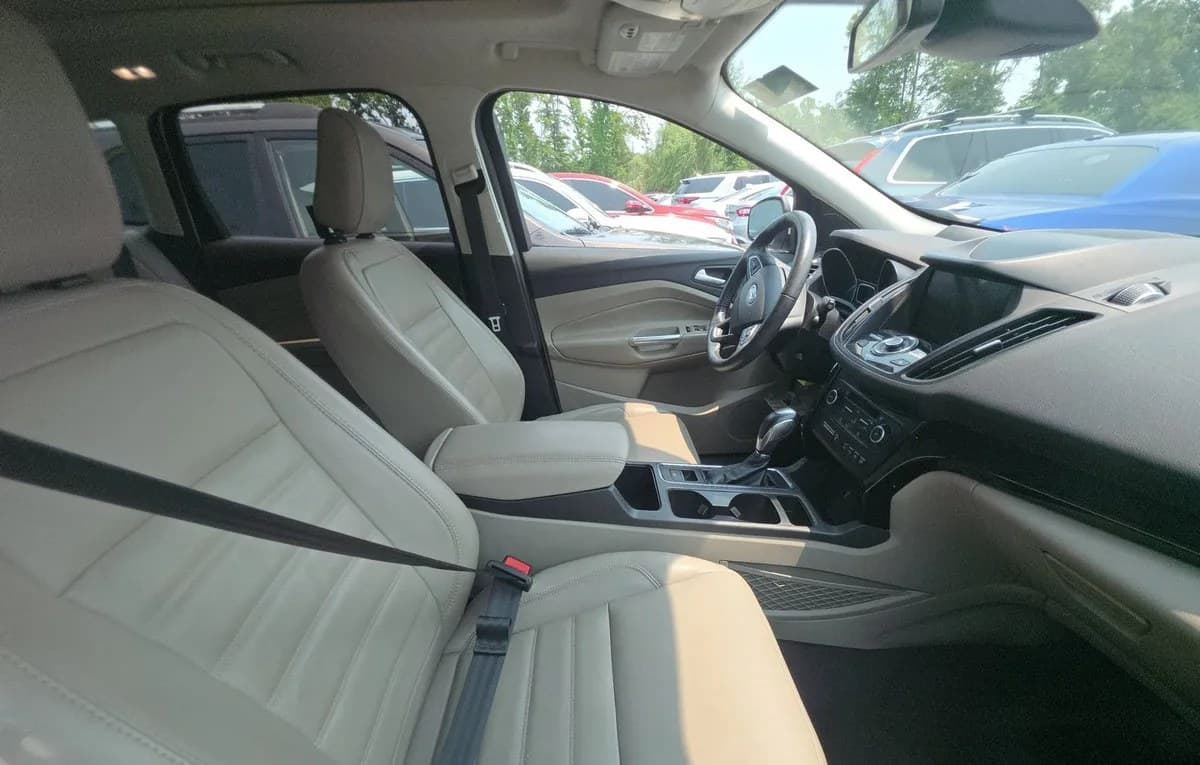 2019 FORD ESCAPE Titanium 4