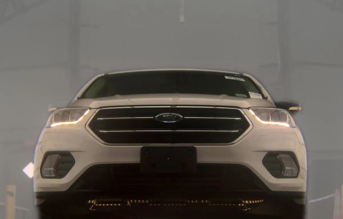 2017 FORD ESCAPE TITANIUM 4